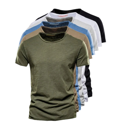 Essential T-shirt in premium cotton.