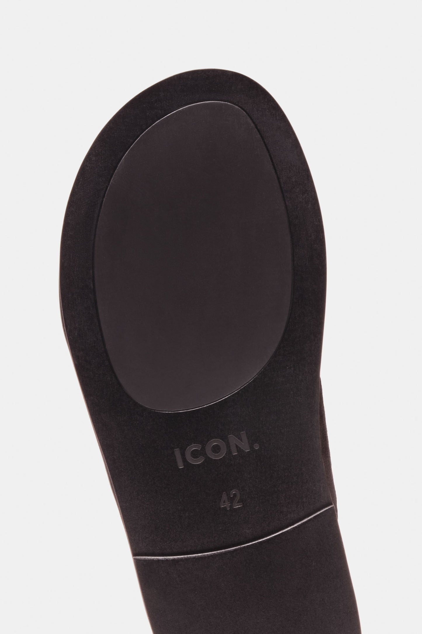 THE STEFANO SANDALS