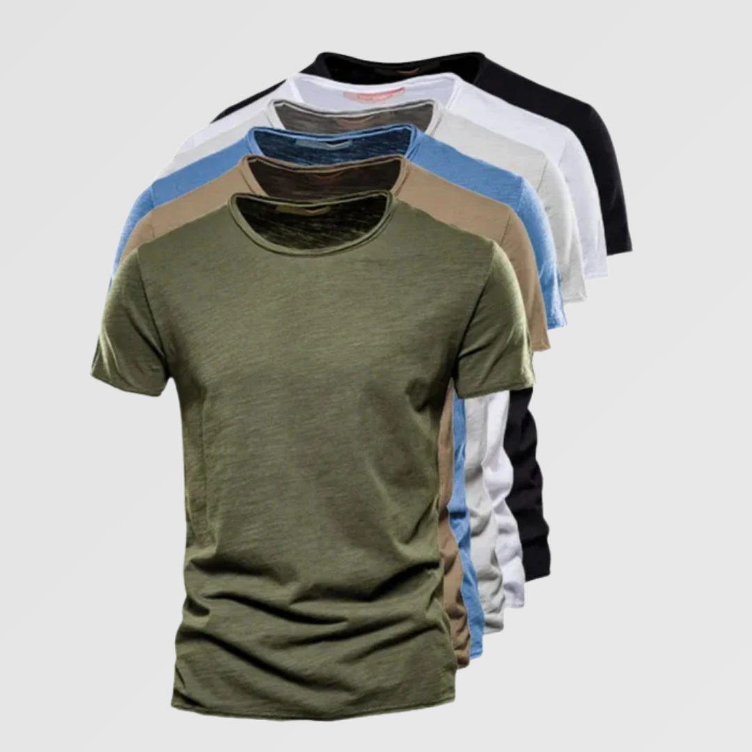 Essential T-shirt in premium cotton.